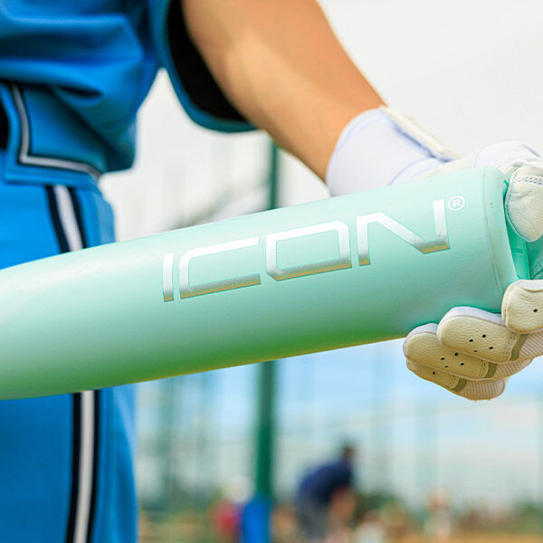 Rawlings Icon USSSA bat barrel close-up